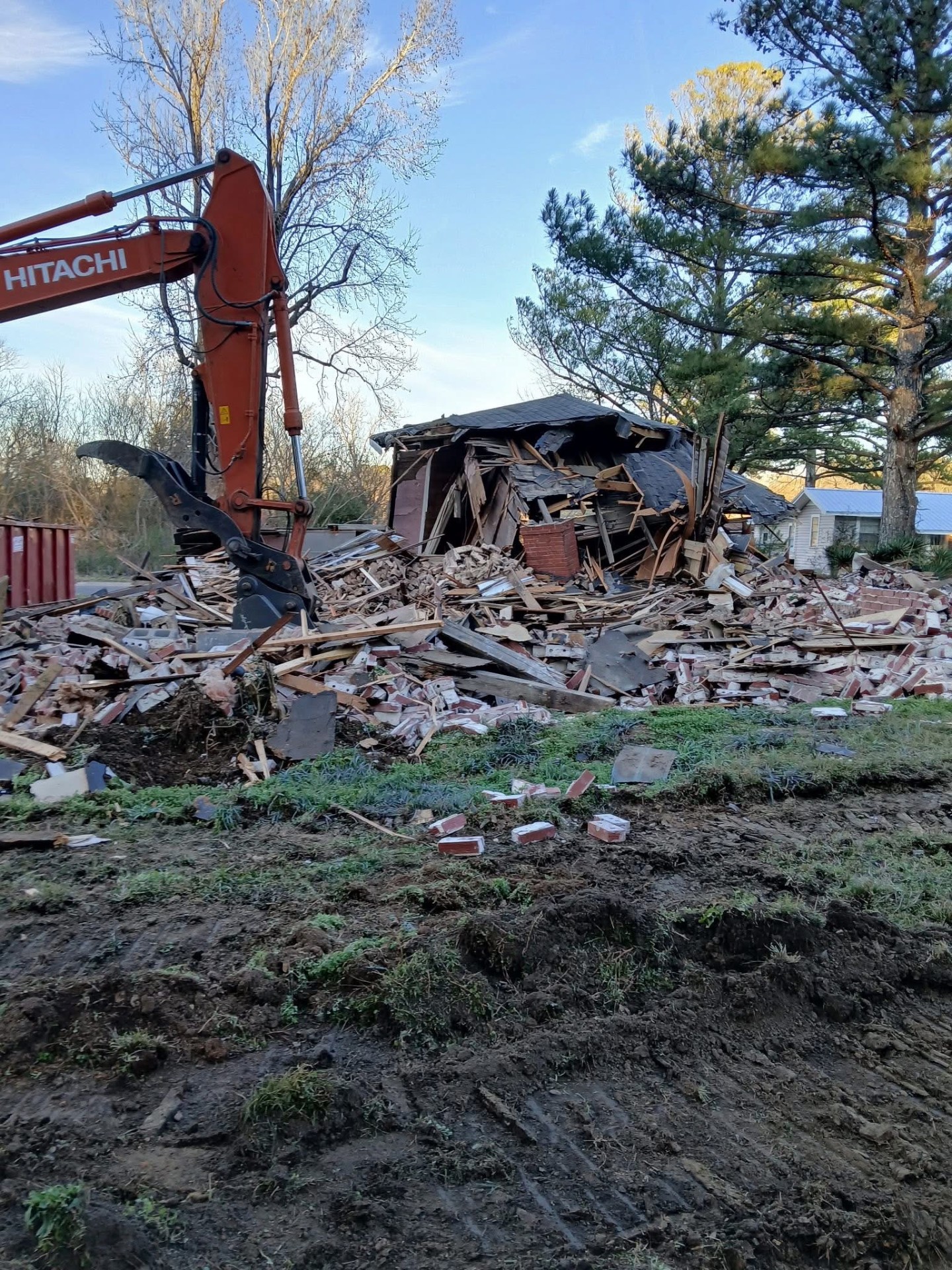 Demolition services in Birmingham, Alabama by Archon Land Management LLC